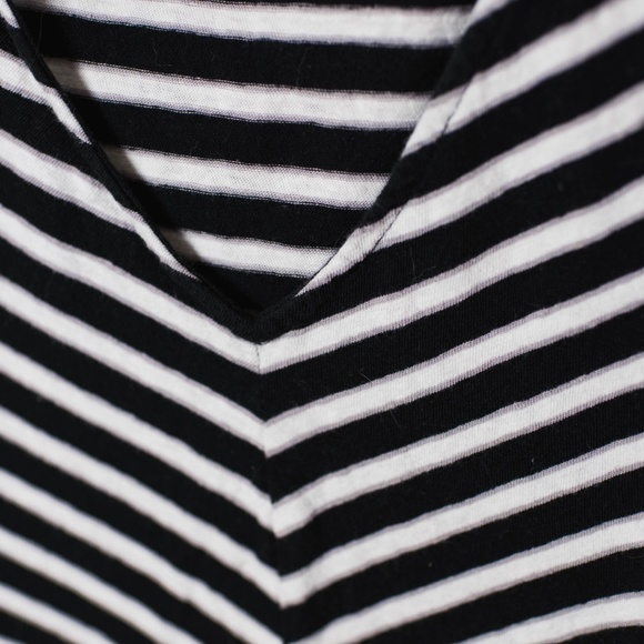 Madewell V Neck Striped Breezy Tank Top - Picture 2 of 4